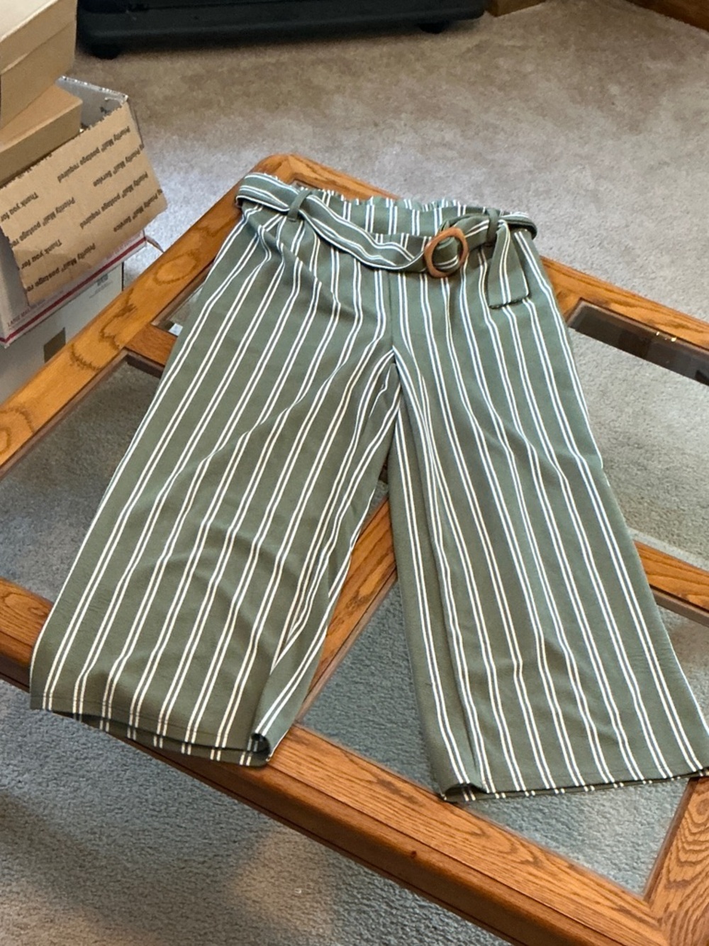 Women’s Olive Green Striped Cropped Wide-Leg Pants with Belt